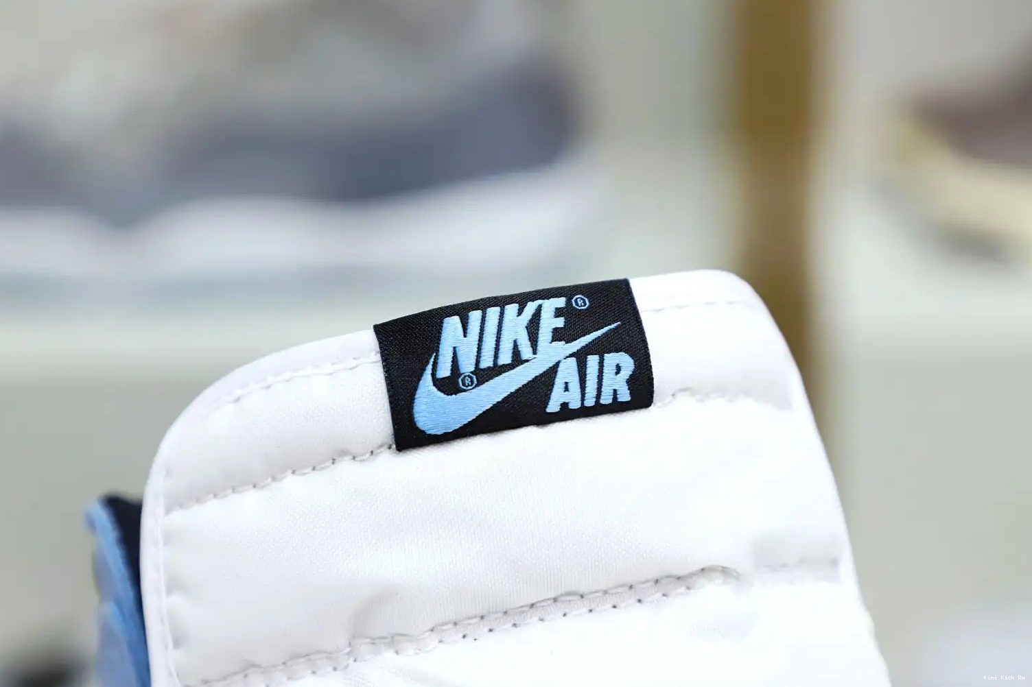 'UNIVERSITY HIGH JORDAN OG AIR Kimikick RETRO 1 0802